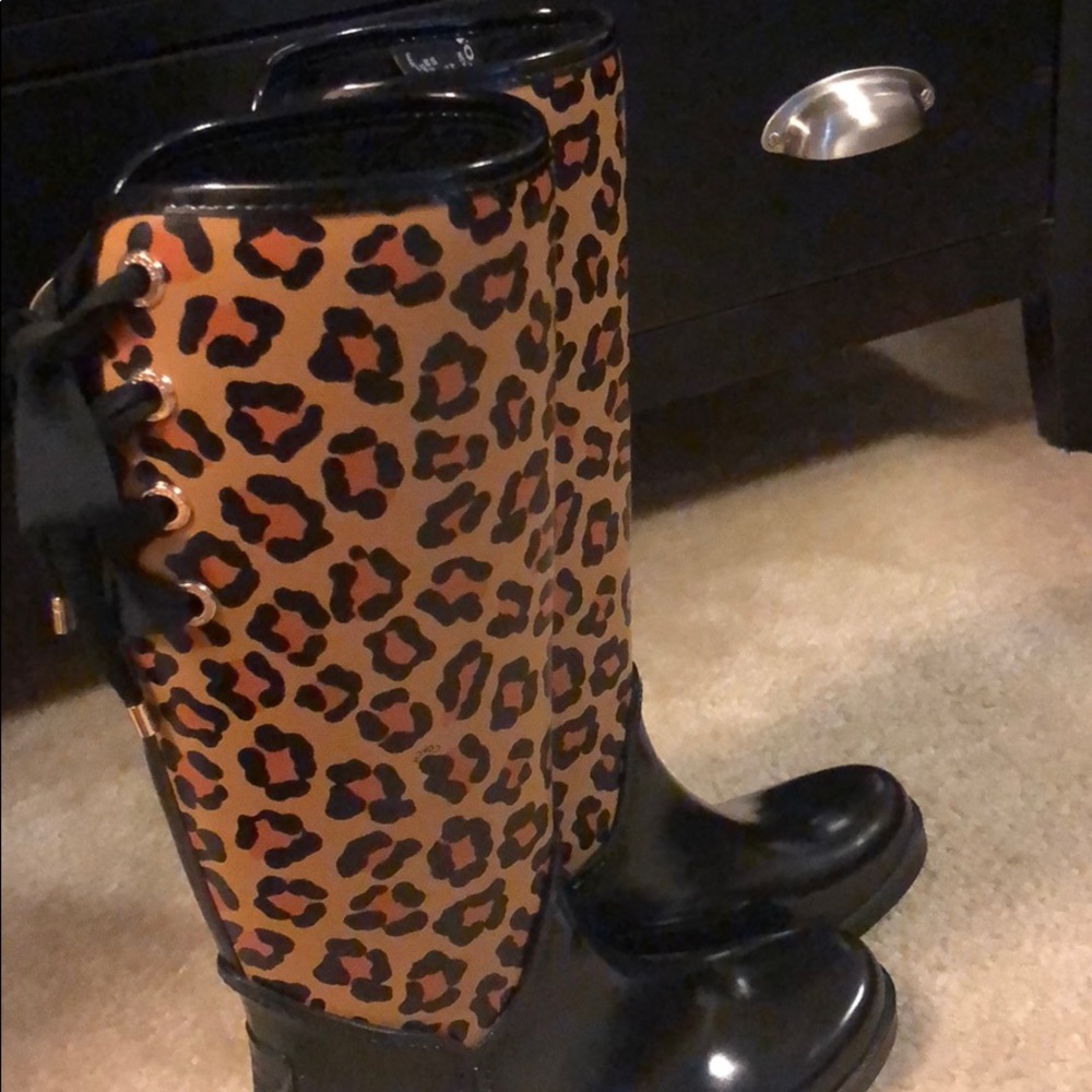 $60.00 - Picture 1 of 2